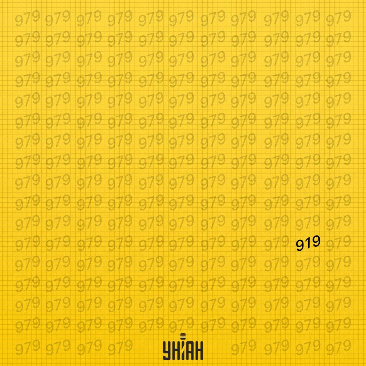 Keistas skaičius buvo šeštoje eilutėje nuo vaizdo apačios / Moje koliažas